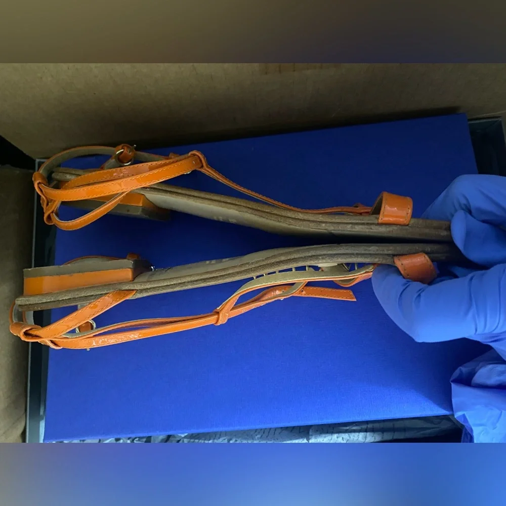 MaxMara sandals no box no dust bag - Picture 3 of 3